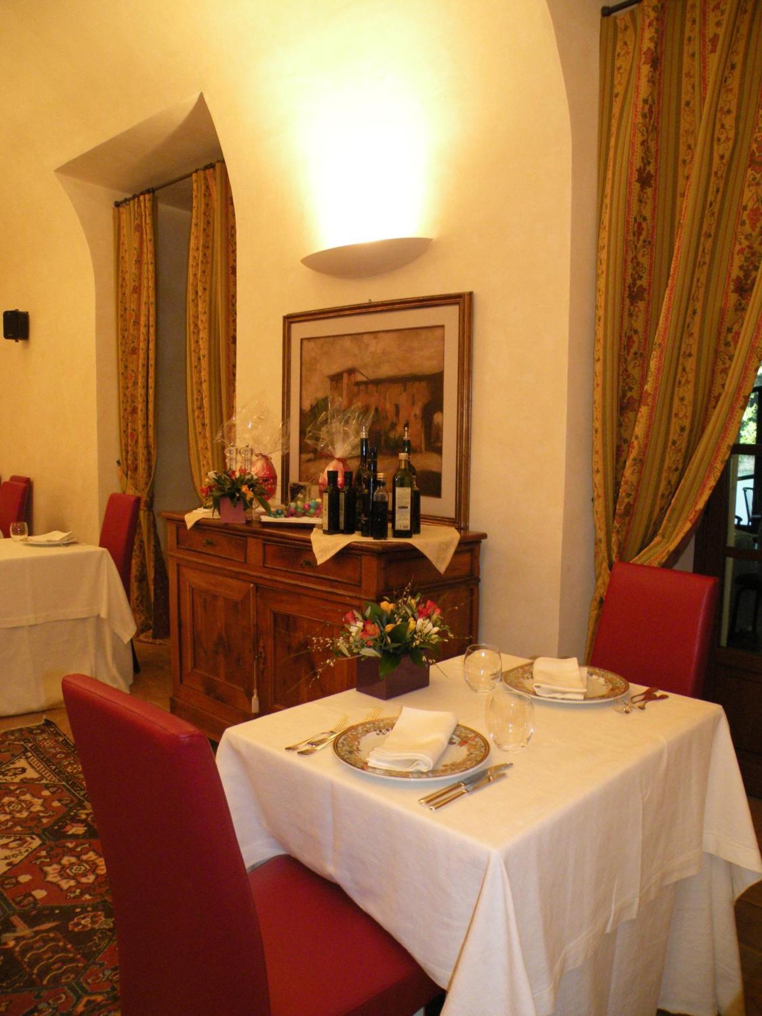 San Pietro Sopra Le Acque Resort & Spa Massa Martana Buitenkant foto