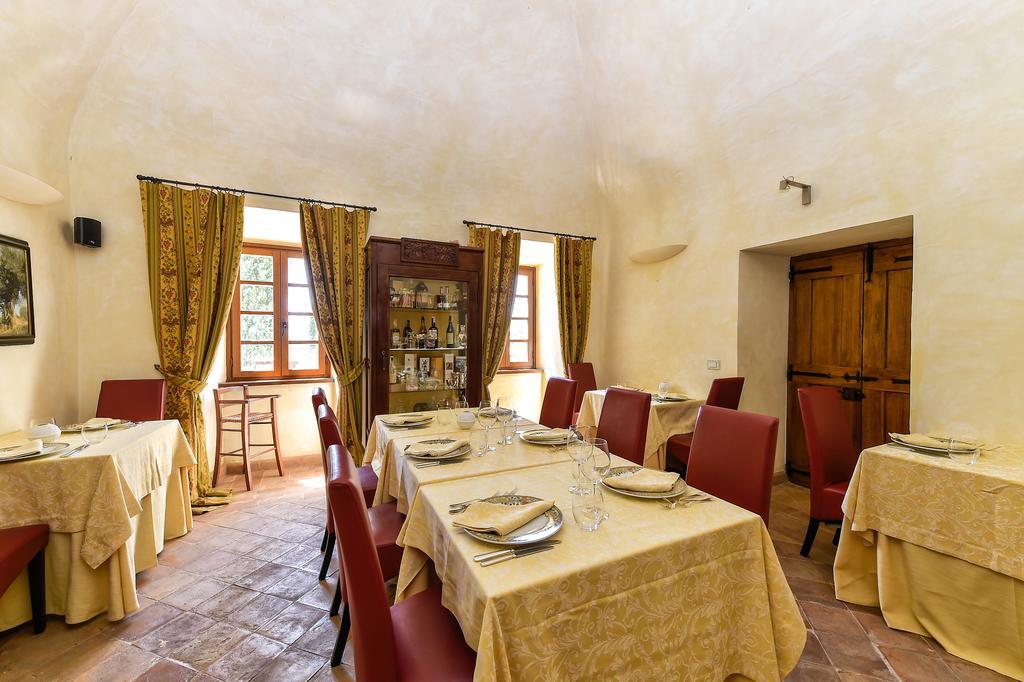 San Pietro Sopra Le Acque Resort & Spa Massa Martana Buitenkant foto