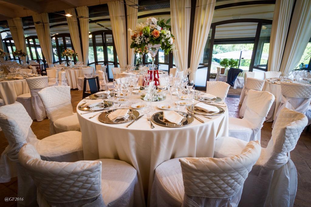 San Pietro Sopra Le Acque Resort & Spa Massa Martana Buitenkant foto