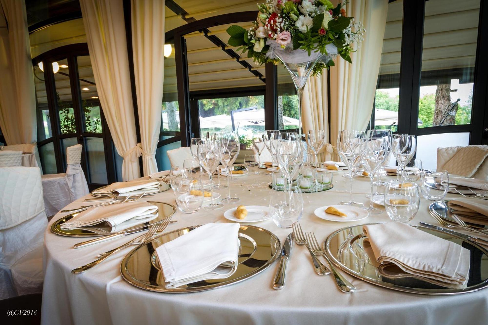 San Pietro Sopra Le Acque Resort & Spa Massa Martana Buitenkant foto