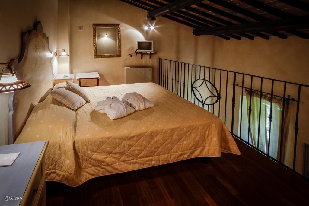 San Pietro Sopra Le Acque Resort & Spa Massa Martana Buitenkant foto