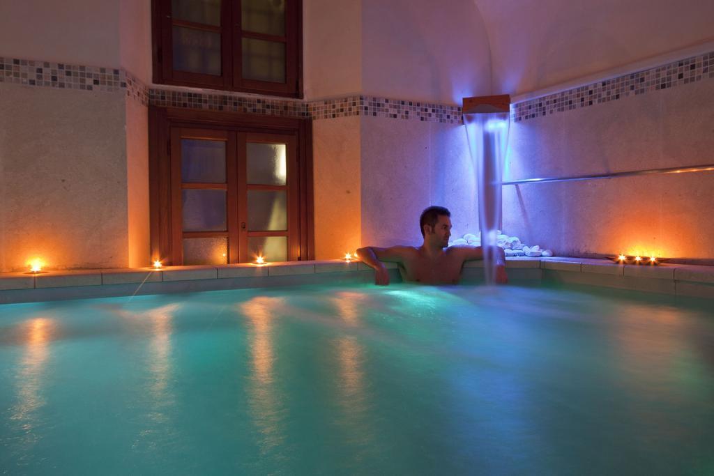 San Pietro Sopra Le Acque Resort & Spa Massa Martana Buitenkant foto